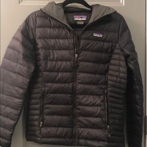 Patagonia women’s down sweater hoody